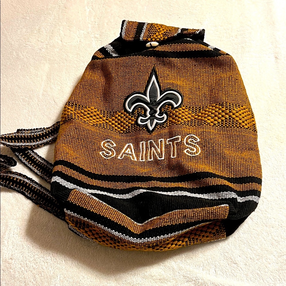 New Orleans Saints Black and Gold Drug Rug Drawstring Backpack. NWOT